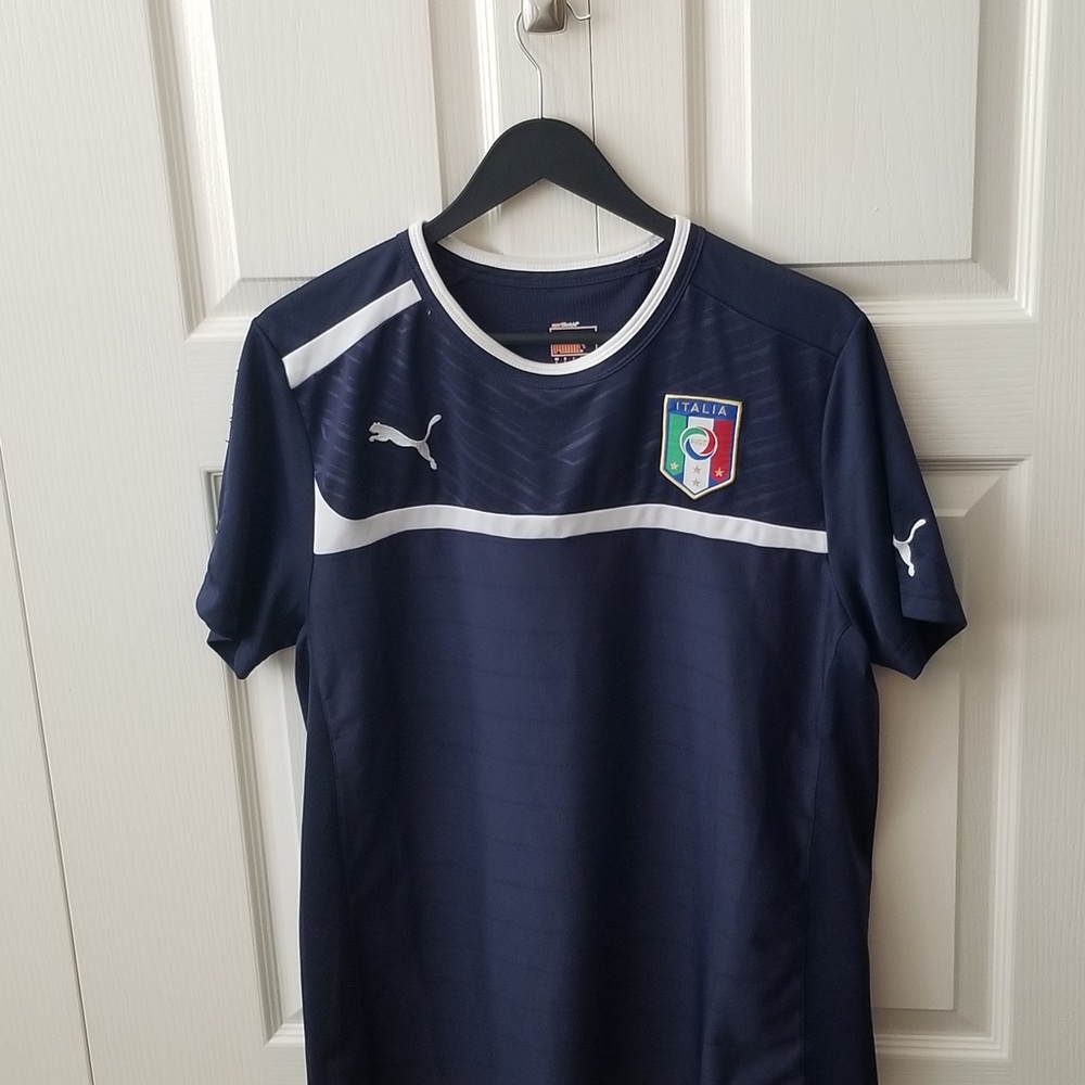 Puma Italy Away Jersey (L)🇮🇹